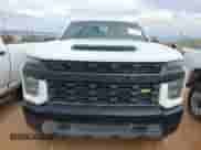 2020 Chevrolet Silverado 2500HD Work Truck z VIN 1GC1YLE77LF196167, wystawiony jako IAAI lot #42223463 z przebiegiem 144 104 mil mil oraz . Historia ofert i sprzedaży dostępna na DreamBid. Obrazek 12.
