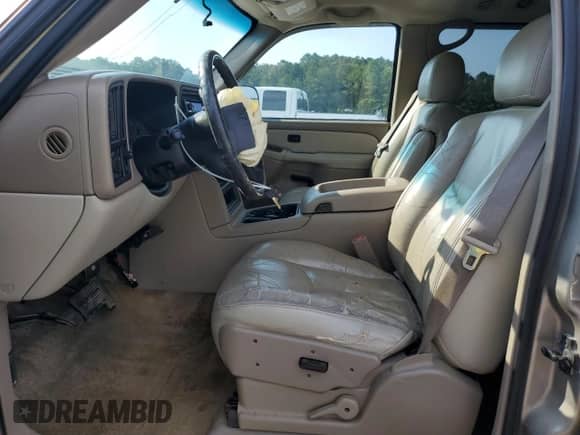 2003 Chevrolet Tahoe LS with VIN 1GNEC13Z03R247894, listed as a Copart auction lot 67035225 with 282,618 mi miles and Salvage title. Bid and sale history available at DreamBid. Image 7.