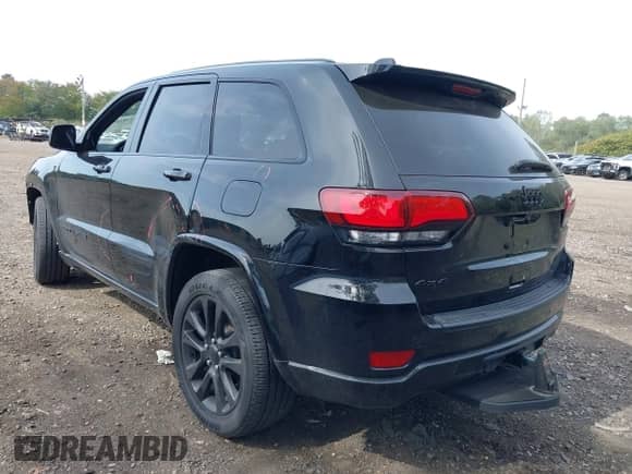 2019 Jeep Grand Cherokee Altitude with VIN 1C4RJFAG5KC694639, listed as a IAAI auction lot 43302951 with 21,827 mi miles and . Bid and sale history available at DreamBid. Image 3.