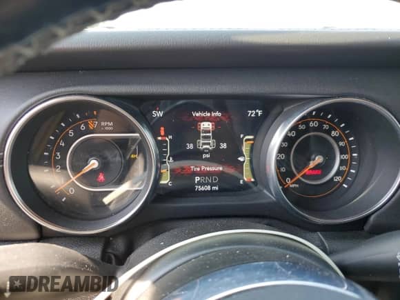 2021 Jeep Wrangler Unlimited Sahara with VIN 1C4HJXEG5MW584607, listed as a Copart auction lot 69219175 with 75,608 mi miles and Clean title. Bid and sale history available at DreamBid. Image 9.