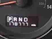 2008 Jeep Commander Sport с VIN 1J8HG48NX8C172027, выставлен на аукционе IAAI как лот 42756337 с пробегом 178 777 миль миль и . История ставок и продаж доступна на DreamBid. Изображение 15.