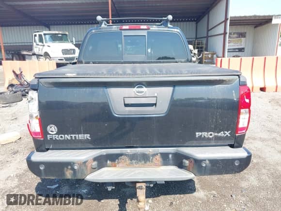 2016 Nissan Frontier S z VIN 1N6AD0EVXGN705086, wystawiony jako IAAI lot #42425274 z przebiegiem 110 614 mil mil oraz . Historia ofert i sprzedaży dostępna na DreamBid. Obrazek 17.