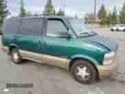 2000 Chevrolet Astro с VIN 1GNDM19W9YB191640, выставлен на аукционе Copart как лот 82247164 с пробегом 168 605 миль миль и Списание • Salvage title. История ставок и продаж доступна на DreamBid. Изображение 4.