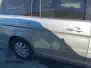 2008 Honda Odyssey EX z VIN 5FNRL38438B068846, wystawiony jako IAAI lot #43451580 z przebiegiem 185 466 mil mil oraz . Historia ofert i sprzedaży dostępna na DreamBid. Obrazek 14.