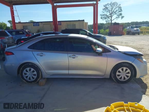 2020 Toyota Corolla L with VIN JTDDPRAE0LJ061634, listed as a IAAI auction lot 43315805 with 116,885 mi miles and . Bid and sale history available at DreamBid. Image 13.
