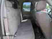 2002 Toyota Tundra SR5 z VIN 5TBRN34192S289613, wystawiony jako Copart lot #67568735 z przebiegiem 226 893 mil mil oraz Szkoda całkowita • Salvage title. Historia ofert i sprzedaży dostępna na DreamBid. Obrazek 10.