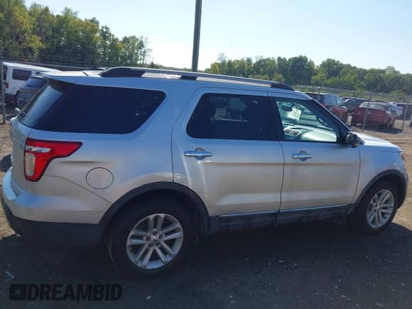 2012 Ford Explorer XLT with VIN 1FMHK7D85CGA00802, listed as a IAAI auction lot 43266772 with 263,545 mi miles and . Bid and sale history available at DreamBid. Image 13.