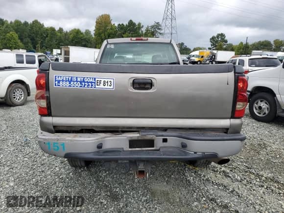 2007 Chevrolet Silverado 3500 с VIN 1GCHK33U37F200987, выставлен на аукционе Copart как лот 71164564 с пробегом 143 905 миль миль и Списание • Salvage title. История ставок и продаж доступна на DreamBid. Изображение 6.