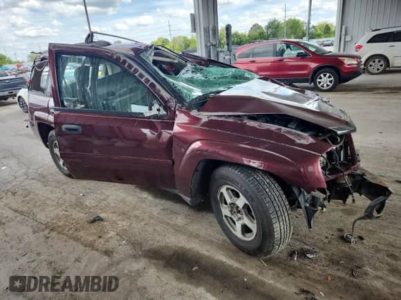 2006 Chevrolet TrailBlazer LS с VIN 1GNDT13S462149155, выставлен на аукционе Copart как лот 70770605 с пробегом Не указан миль и Списание • Salvage title. История ставок и продаж доступна на DreamBid. Изображение 4.