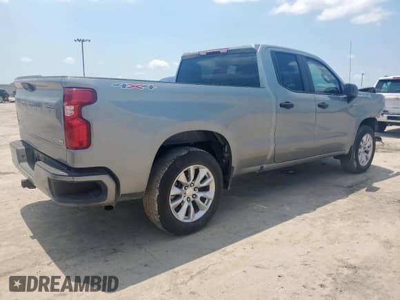 2024 Chevrolet Silverado 1500 Custom с VIN 1GCRDBEK6RZ182703, выставлен на аукционе Copart как лот 59397685 с пробегом 32 969 миль миль и Списание • Salvage title. История ставок и продаж доступна на DreamBid. Изображение 3.