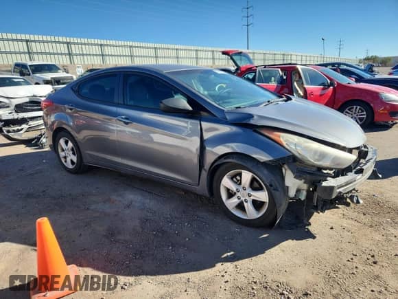 2012 Hyundai Elantra Limited z VIN 5NPDH4AE8CH091392, wystawiony jako Copart lot #86407835 z przebiegiem 176 462 mil mil oraz Szkoda całkowita • Salvage title. Historia ofert i sprzedaży dostępna na DreamBid. Obrazek 4.