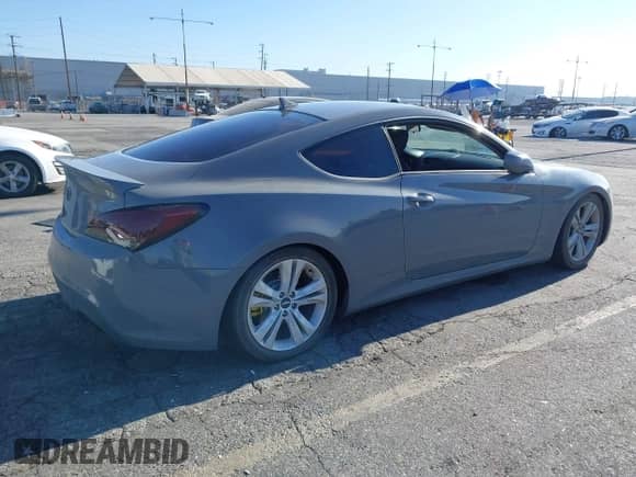 2010 Hyundai Genesis Coupe с VIN KMHHT6KD2AU015828, выставлен на аукционе IAAI как лот 42813695 с пробегом 155 742 миль миль и . История ставок и продаж доступна на DreamBid. Изображение 4.