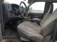 2006 Chevrolet Express Passenger с VIN 1GAHG39U161249733, выставлен на аукционе Copart как лот 41875405 с пробегом 169 037 миль миль и Чистый • Clean title. История ставок и продаж доступна на DreamBid. Изображение 7.
