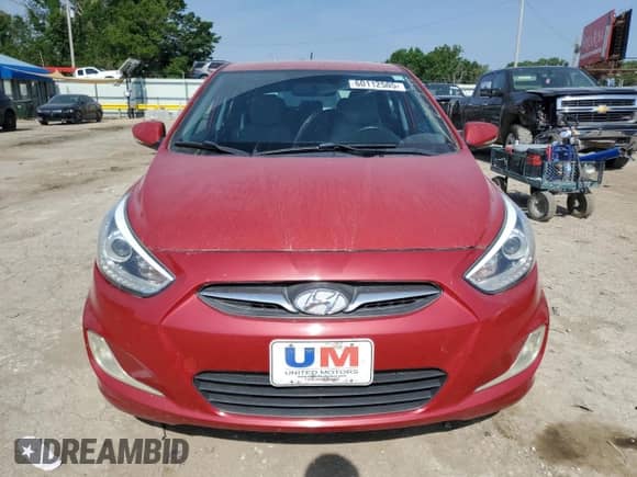 2014 Hyundai Accent SE с VIN KMHCU5AEXEU158785, выставлен на аукционе Copart как лот 60112505 с пробегом 83 630 миль миль и Списание • Salvage title. История ставок и продаж доступна на DreamBid. Изображение 5.