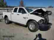 2023 Ram 1500 Tradesman z VIN 1C6RR7FTXPS527685, wystawiony jako Copart lot #76786384 z przebiegiem Nie podano mil oraz Szkoda całkowita • Salvage title. Historia ofert i sprzedaży dostępna na DreamBid. Obrazek 4.