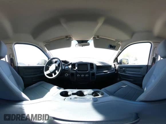 2013 Ram 1500 Express z VIN 1C6RR6FT2DS563098, wystawiony jako IAAI lot #42520411 z przebiegiem 147 020 mil mil oraz . Historia ofert i sprzedaży dostępna na DreamBid. Obrazek 18.