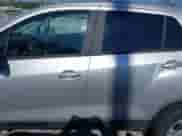 2017 Chevrolet Trax LS z VIN KL7CJKSB8HB261653, wystawiony jako IAAI lot #42975234 z przebiegiem 77 396 mil mil oraz . Historia ofert i sprzedaży dostępna na DreamBid. Obrazek 14.
