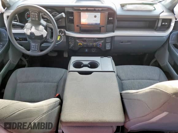 2023 Ford F-250 XL z VIN 1FT8W2BT0PED75405, wystawiony jako Copart lot #68742285 z przebiegiem 80 184 mil mil oraz Szkoda całkowita • Salvage title. Historia ofert i sprzedaży dostępna na DreamBid. Obrazek 8.