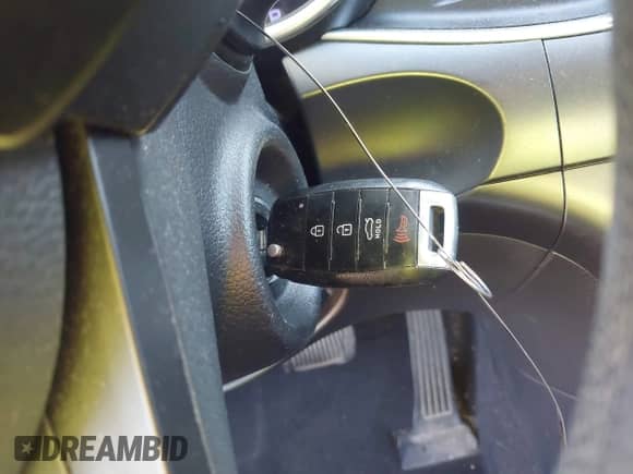 2015 Kia Optima LX with VIN KNAGM4A75F5636539, listed as a IAAI auction lot 43173332 with 173,831 mi miles and . Bid and sale history available at DreamBid. Image 11.