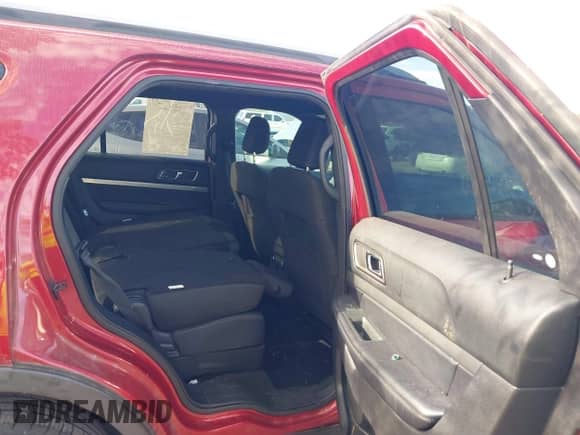 2018 Ford Explorer XLT with VIN 1FM5K7D85JGB85143, listed as a IAAI auction lot 43268657 with 97,538 mi miles and . Bid and sale history available at DreamBid. Image 8.