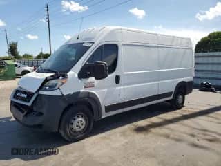 2021 Ram ProMaster Cargo с VIN 3C6LRVDG5ME584536, выставлен на аукционе Copart как лот 60972265 с пробегом 96 842 миль миль и Списание • Salvage title. История ставок и продаж доступна на DreamBid. Изображение 1.