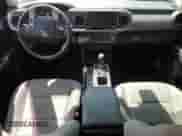 2020 Toyota Tacoma SR5 с VIN 3TMBZ5DN3LM024568, выставлен на аукционе Copart как лот 59372715 с пробегом 55 827 миль миль и На запчасти • Non repairable. История ставок и продаж доступна на DreamBid. Изображение 8.