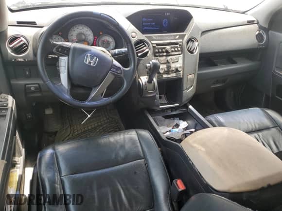 2014 Honda Pilot EX-L with VIN 5FNYF3H53EB013613, listed as a Copart auction lot 64211105 with 282,333 mi miles and Salvage title. Bid and sale history available at DreamBid. Image 8.