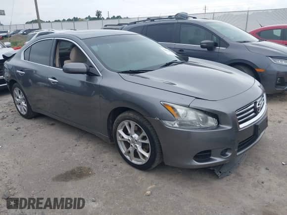 2014 Nissan Maxima SV z VIN 1N4AA5AP6EC488005, wystawiony jako IAAI lot #42894857 z przebiegiem 93 618 mil mil oraz . Historia ofert i sprzedaży dostępna na DreamBid. Obrazek 1.