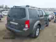 2007 Nissan Pathfinder S z VIN 5N1AR18U47C638568, wystawiony jako IAAI lot #42374561 z przebiegiem 215 326 mil mil oraz . Historia ofert i sprzedaży dostępna na DreamBid. Obrazek 4.