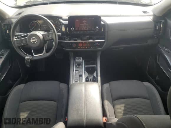 2024 Nissan Pathfinder SV with VIN 5N1DR3BA8RC268316, listed as a Copart auction lot 71683705 with 44,576 mi miles and Salvage title. Bid and sale history available at DreamBid. Image 8.