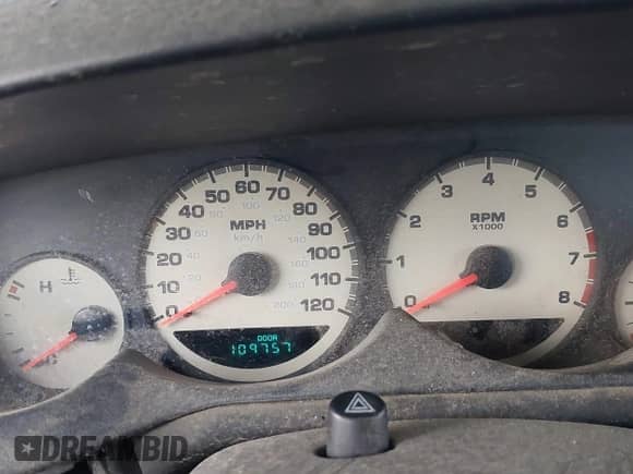 2001 Dodge Neon Highline with VIN 1B3ES46C81D114252, listed as a IAAI auction lot 42131733 with 109,757 mi miles and . Bid and sale history available at DreamBid. Image 7.