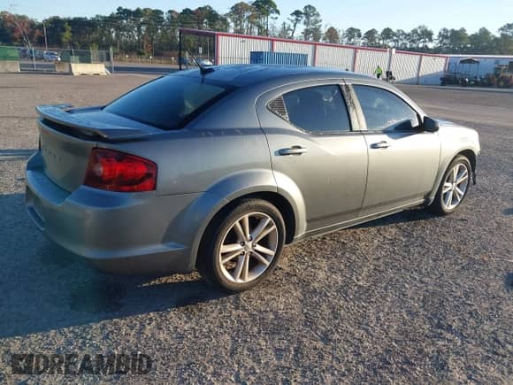2012 Dodge Avenger SE with VIN 1C3CDZAG1CN314298, listed as a IAAI auction lot 43426201 with 158,064 mi miles and . Bid and sale history available at DreamBid. Image 4.