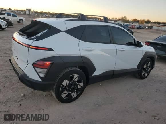 2024 Hyundai Kona SEL с VIN KM8HC3AB2RU123375, выставлен на аукционе Copart как лот 81339234 с пробегом 7 670 миль миль и Списание • Salvage title. История ставок и продаж доступна на DreamBid. Изображение 3.
