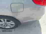 2017 Hyundai Sonata SE с VIN 5NPE24AF0HH510955, выставлен на аукционе IAAI как лот 42990706 с пробегом 159 901 миль миль и . История ставок и продаж доступна на DreamBid. Изображение 6.