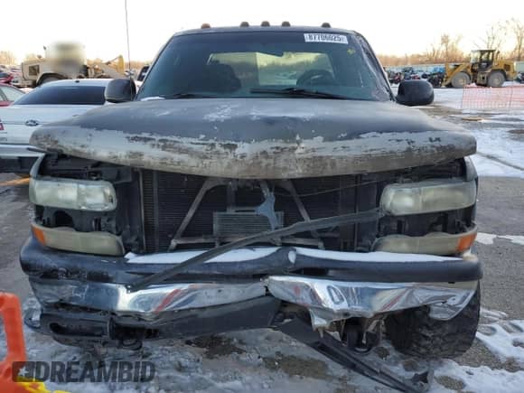 2000 Chevrolet Silverado 2500 LS с VIN 1GCGK29U8YZ106164, выставлен на аукционе Copart как лот 87706025 с пробегом Не указан миль и Списание • Salvage title. История ставок и продаж доступна на DreamBid. Изображение 5.