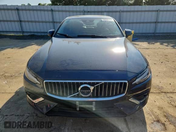 2022 Volvo S60 Inscription z VIN 7JRL12TL0NG161640, wystawiony jako Copart lot #66085155 z przebiegiem 48 025 mil mil oraz Szkoda całkowita • Salvage title. Historia ofert i sprzedaży dostępna na DreamBid. Obrazek 5.