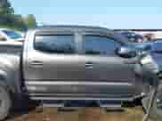 2020 Toyota Tacoma SR5 with VIN 5TFCZ5AN4LX237581, listed as a IAAI auction lot 43191708 with 126,946 mi miles and . Bid and sale history available at DreamBid. Image 13.