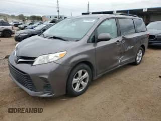2019 Toyota Sienna LE Auto Access Seat with VIN 5TDKZ3DC5KS972195, listed as a Copart auction lot 80389185 with 151,495 mi miles and Salvage title. Bid and sale history available at DreamBid. Image 1.