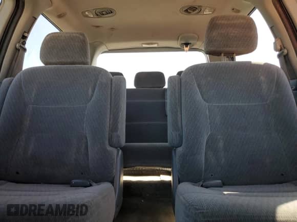 2002 Honda Odyssey LX с VIN 5FNRL18502B032472, выставлен на аукционе Copart как лот 81744145 с пробегом 270 252 миль миль и Списание • Salvage title. История ставок и продаж доступна на DreamBid. Изображение 10.