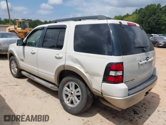 2008 Ford Explorer Eddie Bauer with VIN 1FMEU74E68UA40222, listed as a IAAI auction lot 43039340 with 181,766 mi miles and . Bid and sale history available at DreamBid. Image 3.