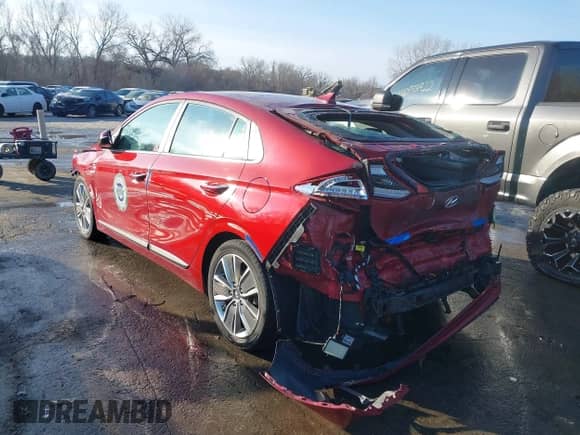 2019 Hyundai Ioniq Limited with VIN KMHC85LC3KU124621, listed as a IAAI auction lot 41118106 with 85,370 mi miles and . Bid and sale history available at DreamBid. Image 3.