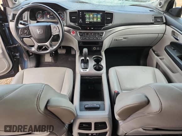 2019 Honda Pilot EX-L with VIN 5FNYF5H56KB017968, listed as a Copart auction lot 85866215 with 113,133 mi miles and Salvage title. Bid and sale history available at DreamBid. Image 8.