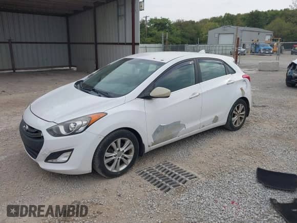 2013 Hyundai Elantra с VIN KMHD35LE1DU035377, выставлен на аукционе IAAI как лот 43281438 с пробегом 109 572 миль миль и . История ставок и продаж доступна на DreamBid. Изображение 2.
