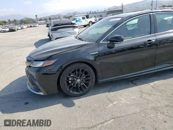 2021 Toyota Camry Hybrid XSE with VIN 4T1K31AK5MU549676, listed as a Copart auction lot 81924375 with 83,653 mi miles and Salvage title. Bid and sale history available at DreamBid. Image 14.