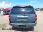 2010 Chevrolet Suburban LT z VIN 1GNUCJE01AR142336, wystawiony jako IAAI lot #42569262 z przebiegiem 298 479 mil mil oraz . Historia ofert i sprzedaży dostępna na DreamBid. Obrazek 6.