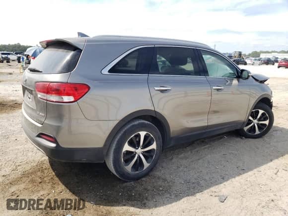 2016 Kia Sorento EX z VIN 5XYPH4A15GG012980, wystawiony jako Copart lot #80079455 z przebiegiem Nie podano mil oraz Szkoda całkowita • Salvage title. Historia ofert i sprzedaży dostępna na DreamBid. Obrazek 3.