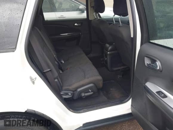 2017 Dodge Journey SE z VIN 3C4PDCAB5HT709512, wystawiony jako IAAI lot #43389373 z przebiegiem 188 104 mil mil oraz . Historia ofert i sprzedaży dostępna na DreamBid. Obrazek 8.