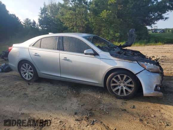 2015 Chevrolet Malibu LTZ with VIN 1G11F5SL7FF171723, listed as a Copart auction lot 68501115 with Not provided miles and Salvage title. Bid and sale history available at DreamBid. Image 4.
