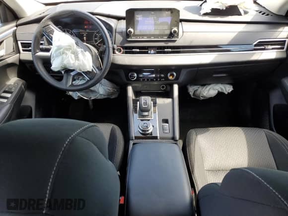 2024 Mitsubishi Outlander ES with VIN JA4J3UA80RZ089854, listed as a Copart auction lot 57575955 with 10,886 mi miles and Salvage title. Bid and sale history available at DreamBid. Image 8.