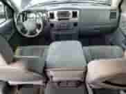 2007 Dodge 1500 SLT z VIN 3D7KR19D87G838900, wystawiony jako Copart lot #74038994 z przebiegiem 270 039 mil mil oraz Szkoda całkowita • Salvage title. Historia ofert i sprzedaży dostępna na DreamBid. Obrazek 8.